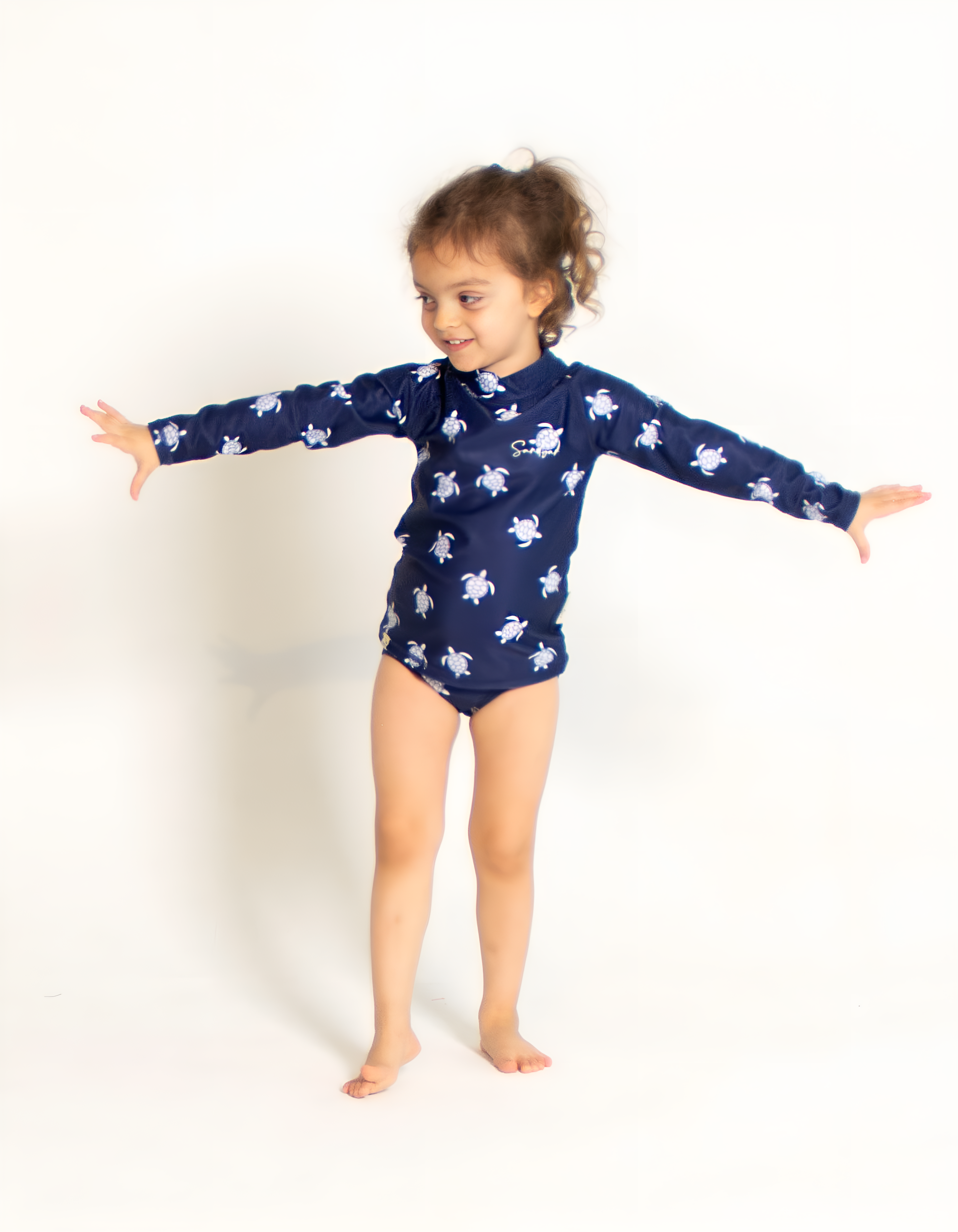 Navy Turtle Rash Guard, front view. Kids UPF50 rash guard.