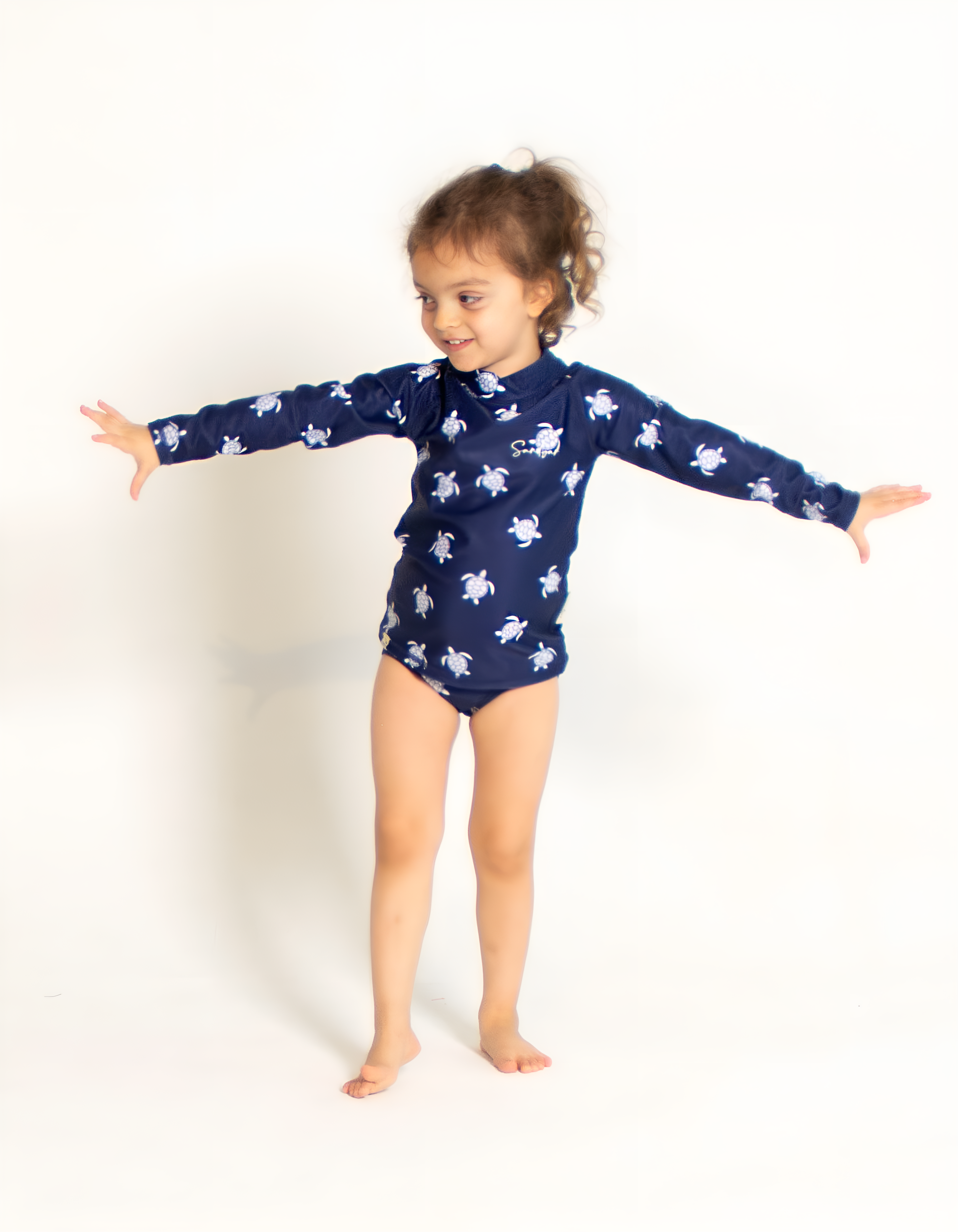 Navy Turtle Rash Guard, front view. Kids UPF50 rash guard.