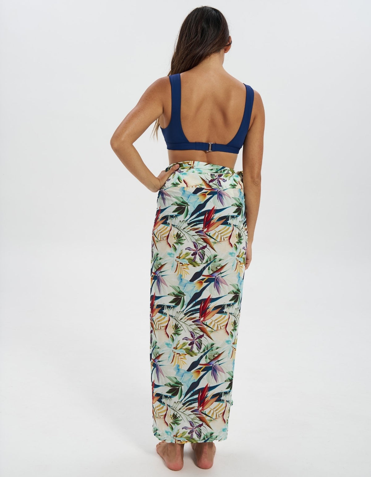 Bird of Paradise Women's Sarong with Sash Tie, back view. Beach sarong.