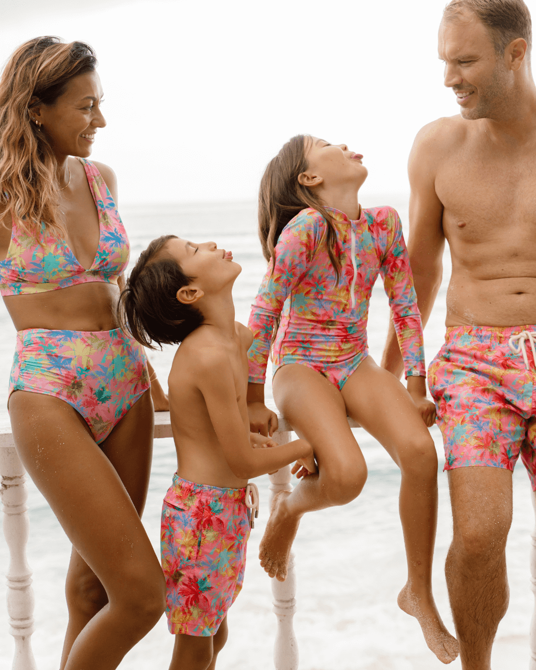 Sandbar_swimwear_family_matching_bikini_swimsuit_swimshorts_pink_palm