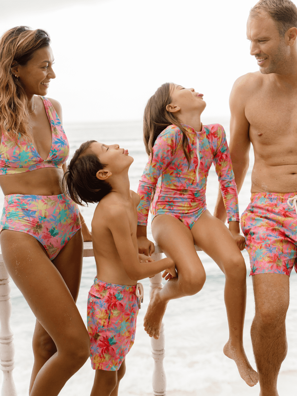 Sandbar_swimwear_family_matching_bikini_swimsuit_swimshorts_pink_palm
