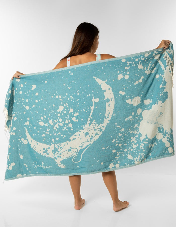 Ocean_blue_manta_turkish_cotton_towel_Singapore_Sandbar