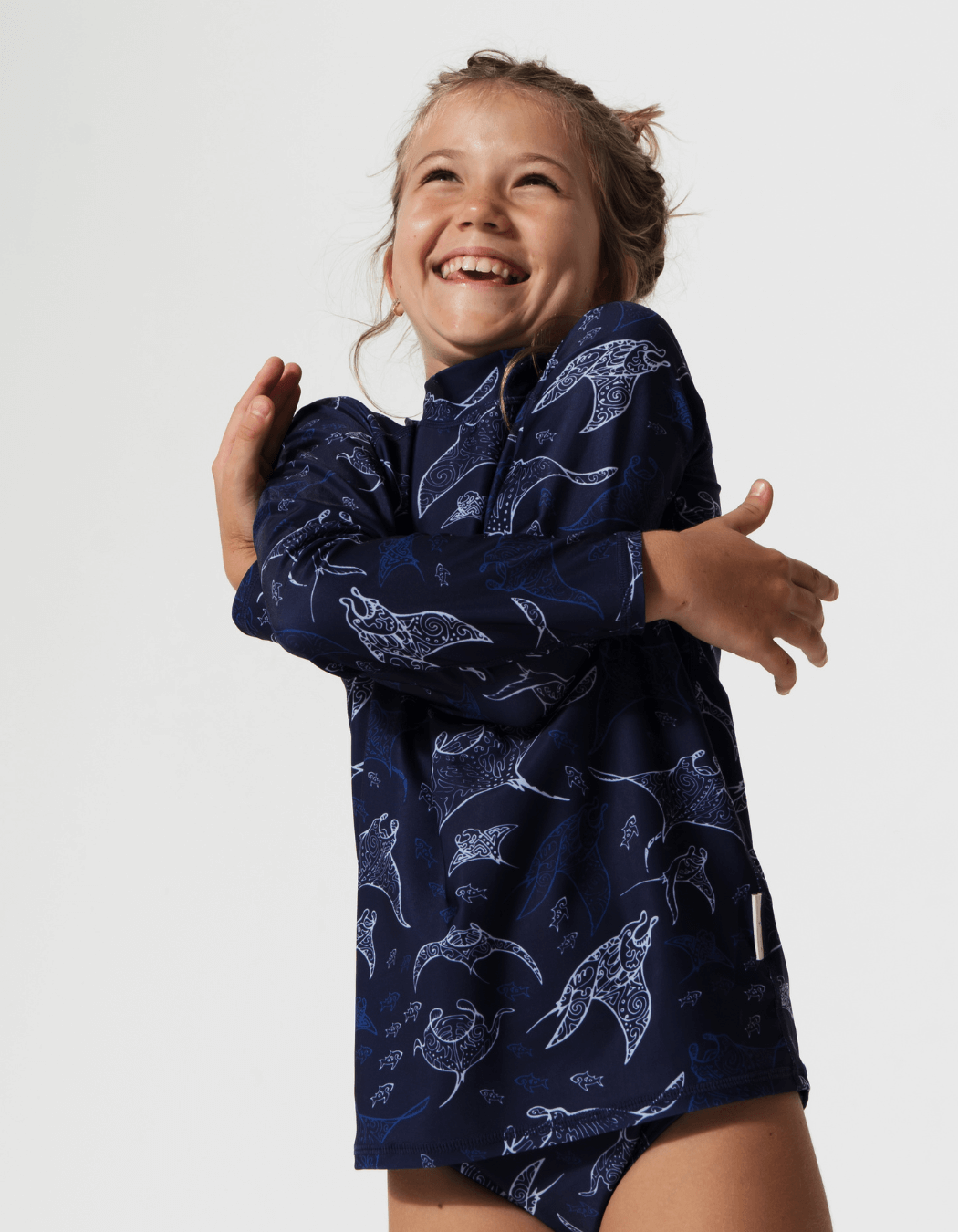 Sandbar_swimwear_rash_guard_ocean_manta