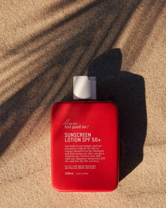 signature_sunscreen_spf_50+-