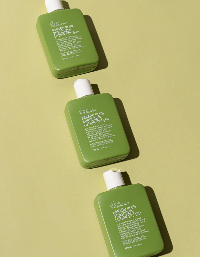 Kakadu Plum Sunscreen SPF50+, print detail. Reef-safe sunscreen.